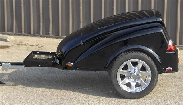 Standard Blade Trailer Is Black Or White, Standard Wheels Are White Painted - Photo Shows Optional Available Rims