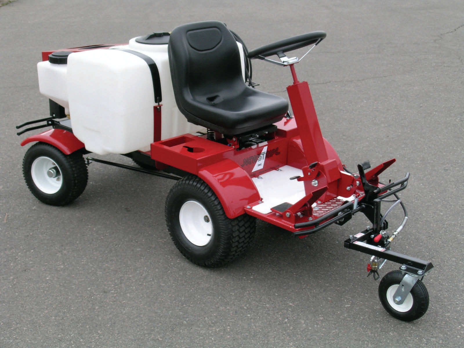 Newstripe Newrider 5000 Self-Propelled Airless High Pressure Paint Striper For Water Based Paints