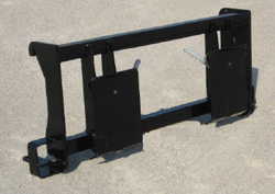 Model 835190 Adapter Plate Attaches Loaders used on these tractors:  Versatile 160, 256, 276, and Ford 9030 bi-directional tractors