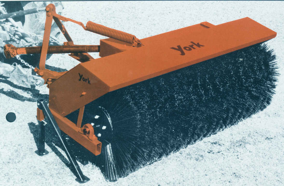 YB32 York 3 Point Hitch Mount Sweeper